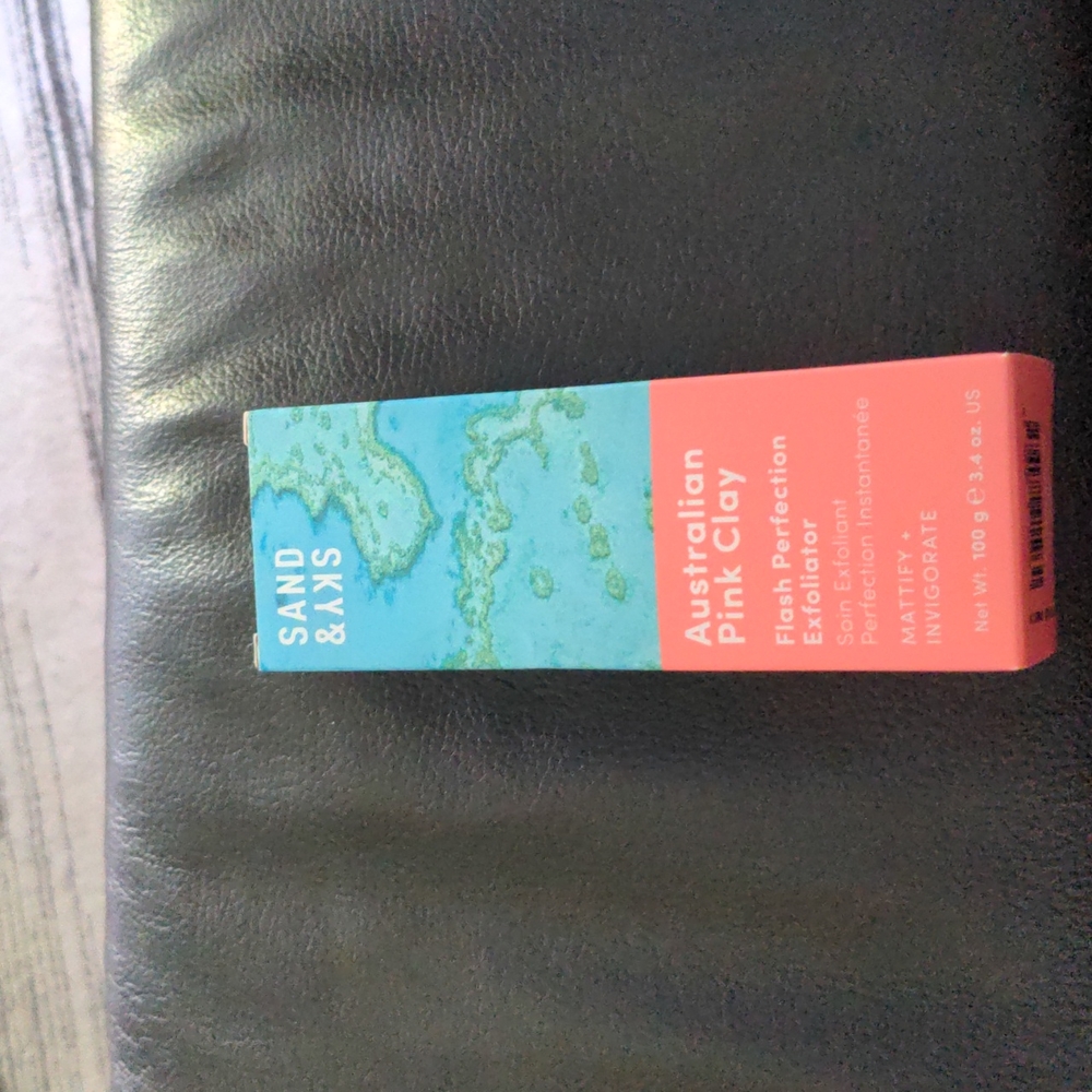 Sand and Sky Australian Pink Clay Flash Perfection Exfoliator